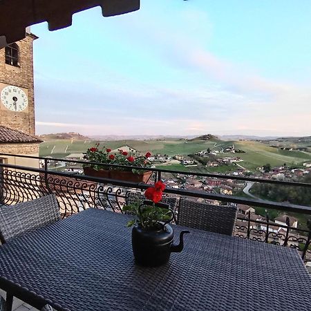 Teresa Al Belvedere Rooms&Holidayapartments Camere&Appartamenti Castellinaldo Esterno foto
