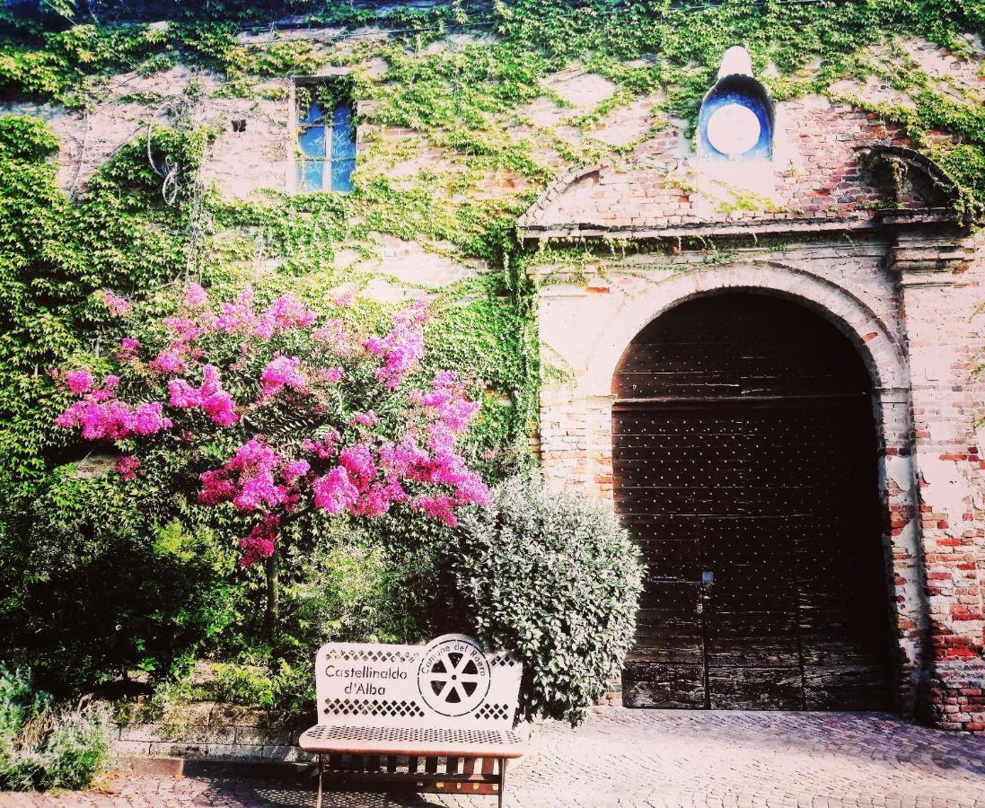 Teresa Al Belvedere Rooms&Holidayapartments Camere&Appartamenti Castellinaldo Esterno foto