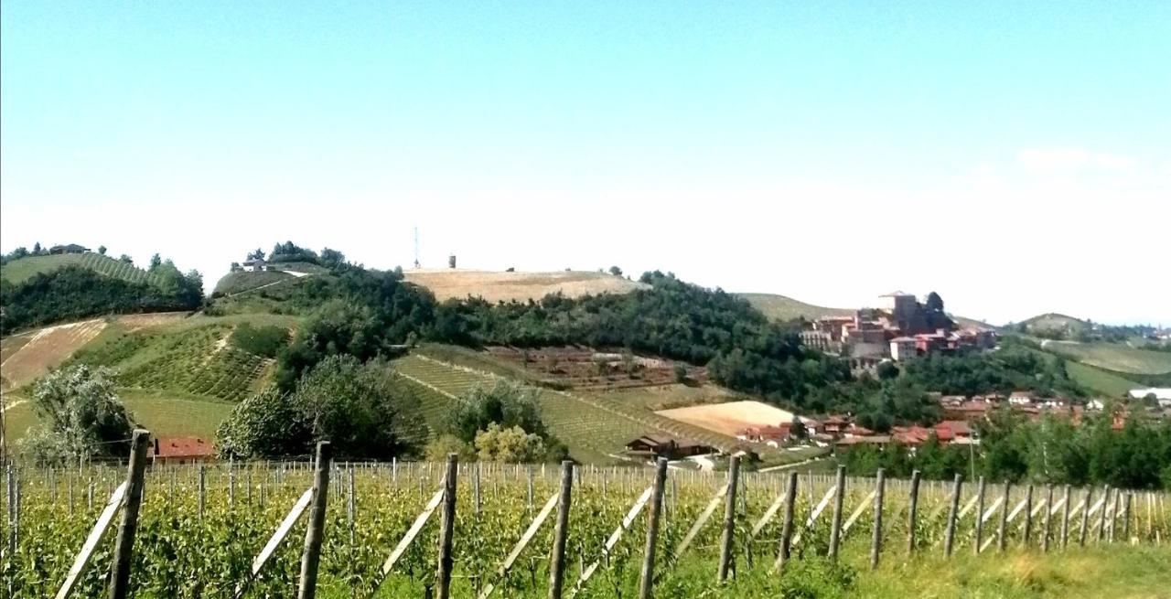Teresa Al Belvedere Rooms&Holidayapartments Camere&Appartamenti Castellinaldo Esterno foto