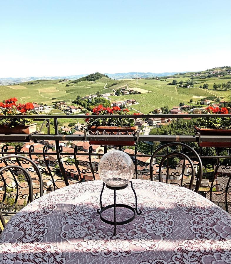 Teresa Al Belvedere Rooms&Holidayapartments Camere&Appartamenti Castellinaldo Esterno foto
