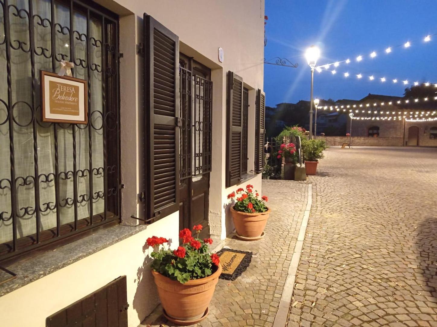 Teresa Al Belvedere Rooms&Holidayapartments Camere&Appartamenti Castellinaldo Esterno foto