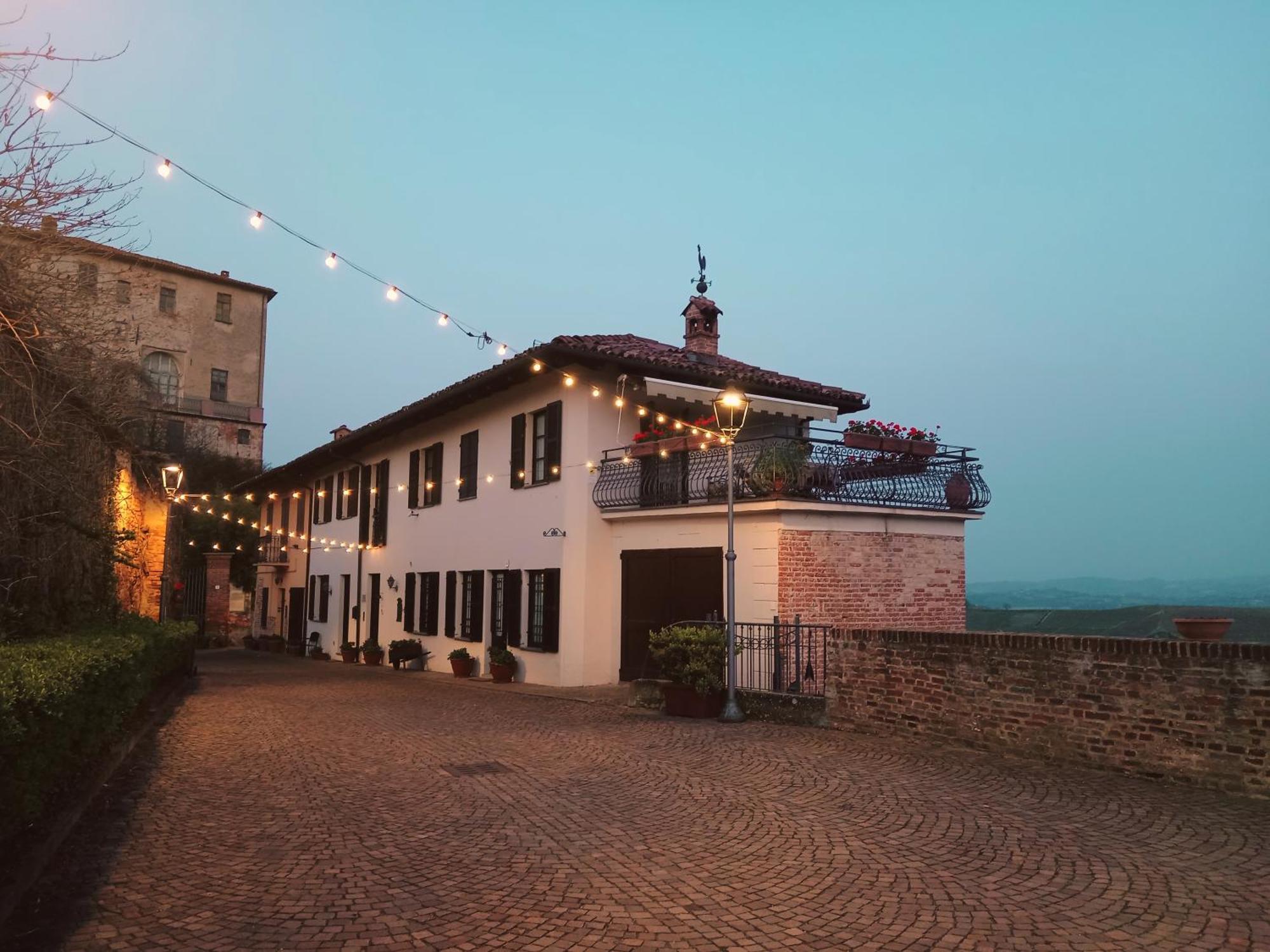 Teresa Al Belvedere Rooms&Holidayapartments Camere&Appartamenti Castellinaldo Esterno foto
